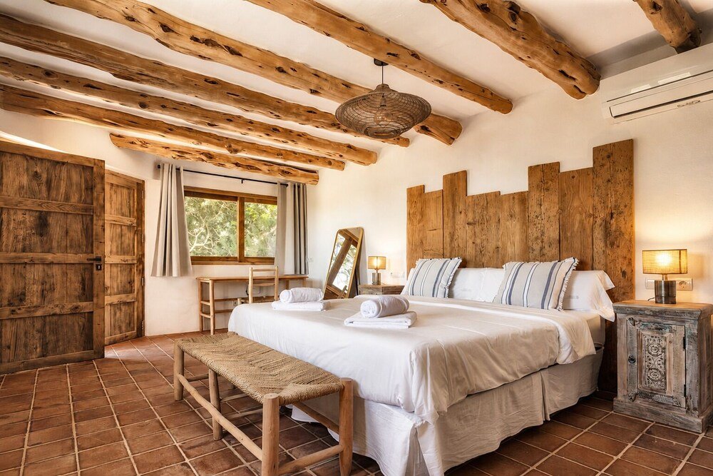 Sieben Luxusvillen auf Ibiza für 2027 Can Guerxonet photo 4