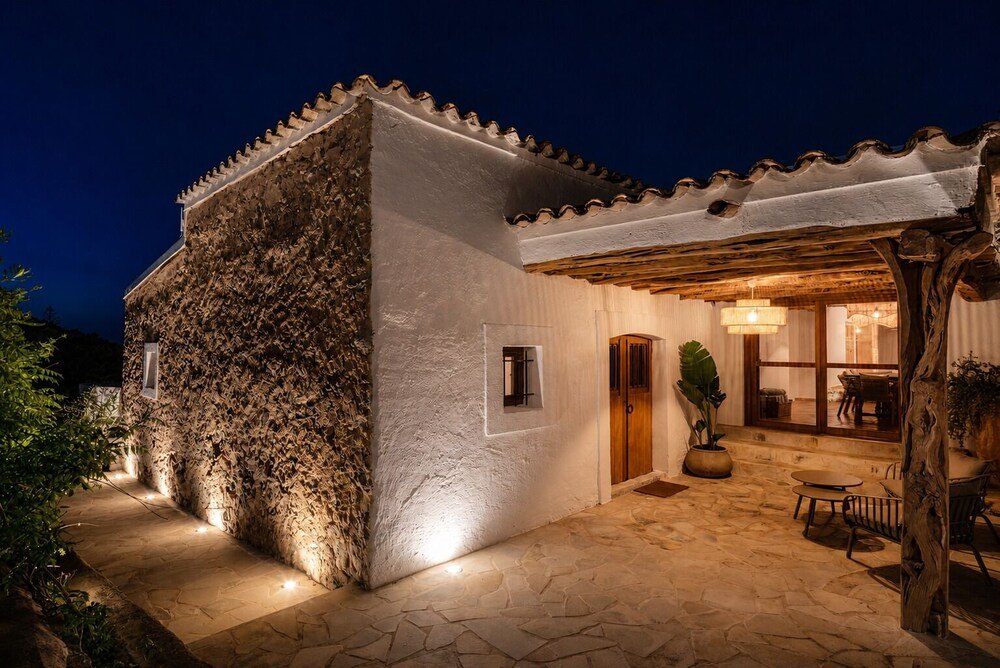 Sieben Luxusvillen auf Ibiza für 2027 Can Guerxonet photo 5