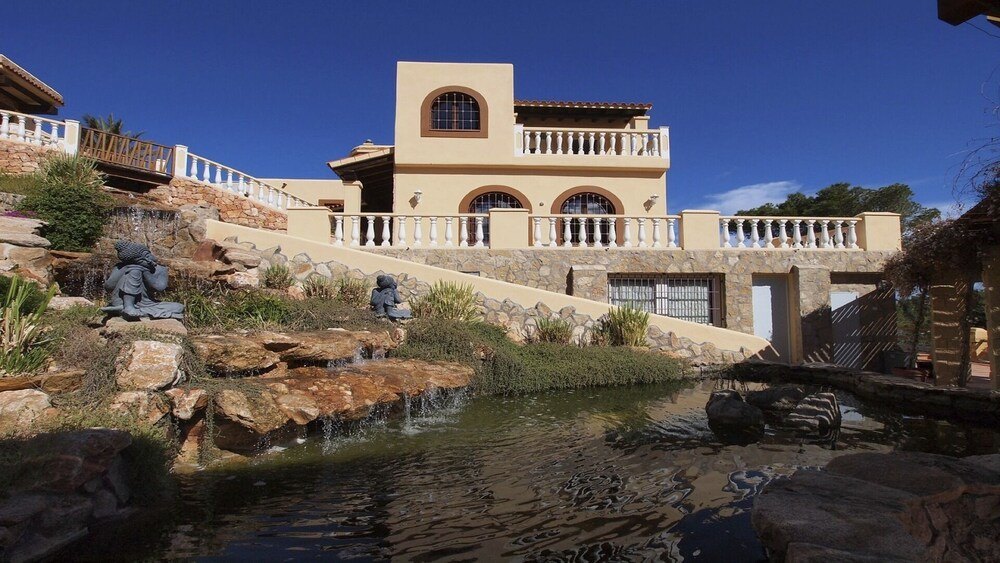 Sieben Luxusvillen auf Ibiza für 2027 Cas Llop photo 3