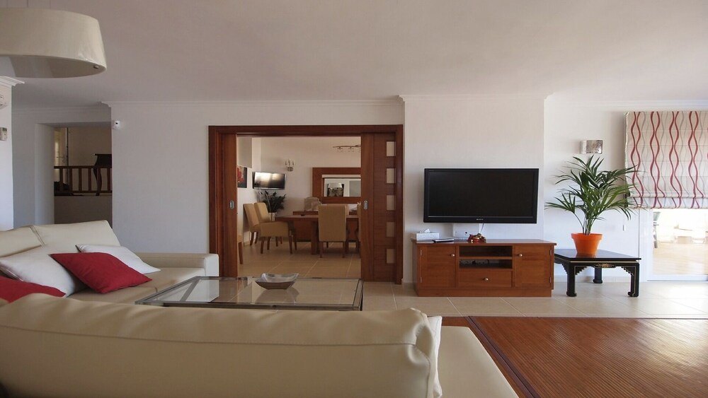 Sieben Luxusvillen auf Ibiza für 2027 Cas Llop photo 5