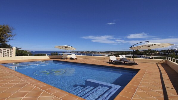 Sieben Luxusvillen auf Ibiza für 2027 Cas Llop photo 1