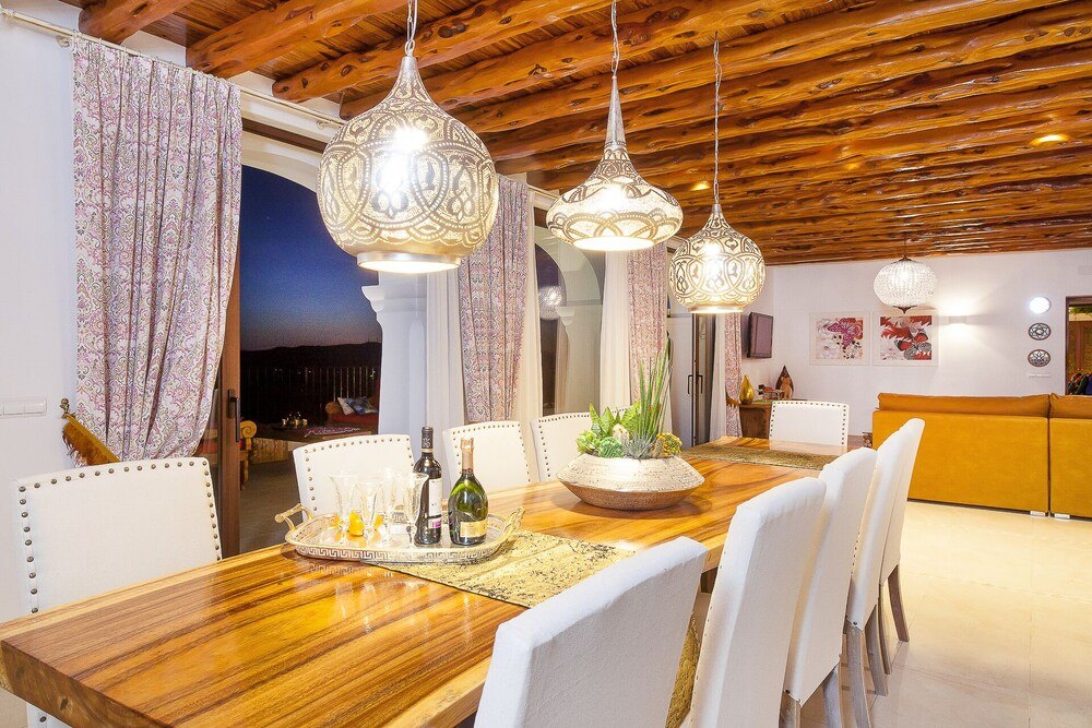 Sieben Luxusvillen auf Ibiza für 2027 Villa Morna photo 3