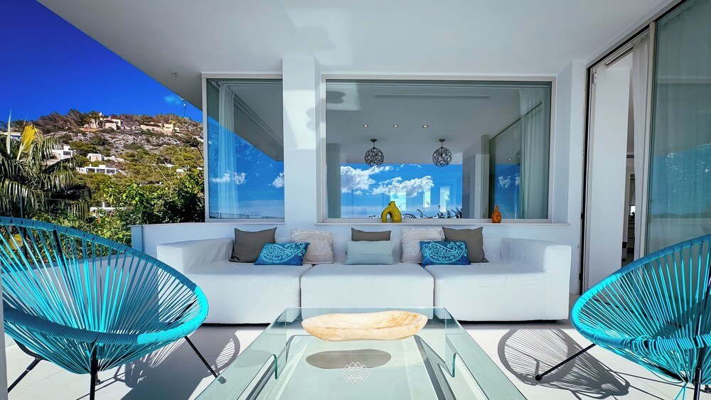 Sieben Luxusvillen auf Ibiza für 2027 Villa Triple X photo 4