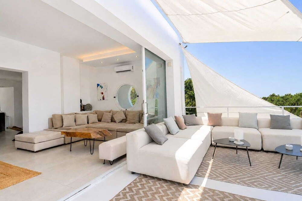 Sieben Luxusvillen auf Ibiza für 2027 Villa101 photo 4