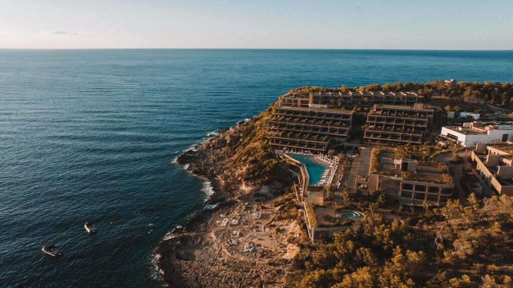 six senses 4 six senses 4